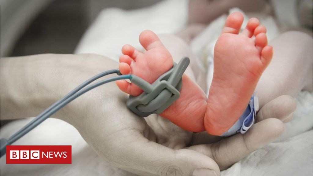 Parents of sick and premature babies should get more leave – PM
