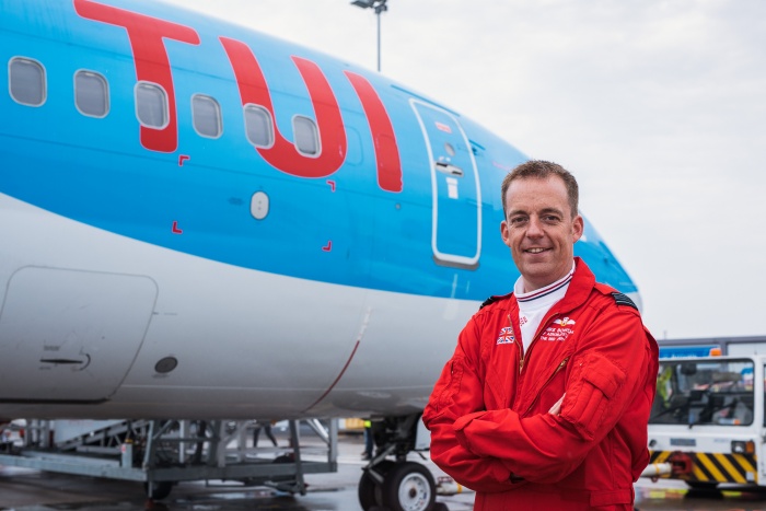 Red Arrows return for TUI Airways pilot | News
